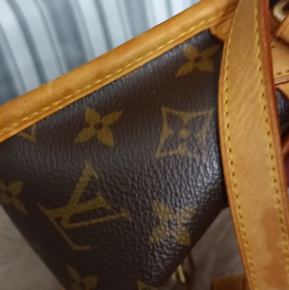 Authentic Vintage  Lv Sologne - Picture 3 of 16